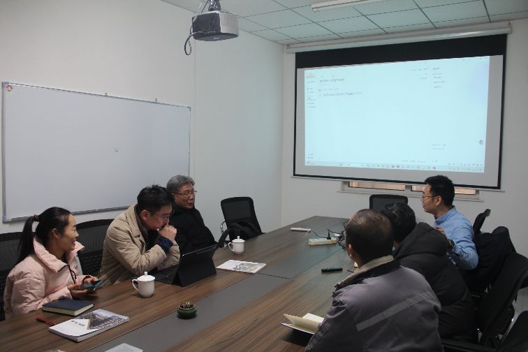 Shandong Lannuo discute l'iniziu di u Prughjettu per u Laboratoriu di u Rumore è u Cuntrolu di u Rumore cù u Prufissore KWAK, Moon Kyu, Ph.D. è u Rappresentante Liang Tongho da l'Università Dongguk, Corea di u Sudu